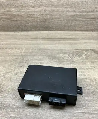 BMW 3 E36 Door central lock control unit/module 8368173 55892110 61358368173