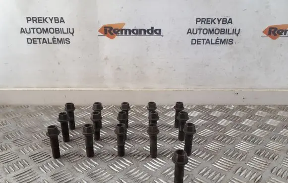 Mercedes-Benz S W222 Nuts/bolts 