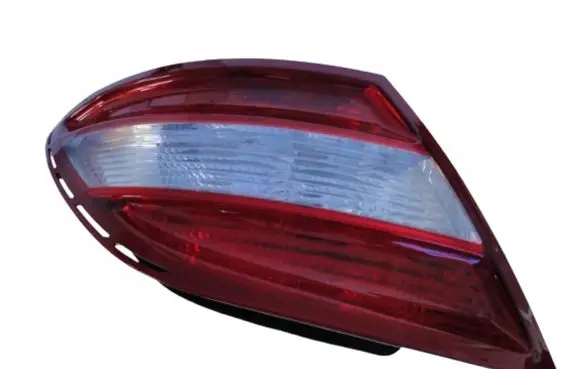 Mercedes-Benz C W204 Rear/tail lights A2048200164