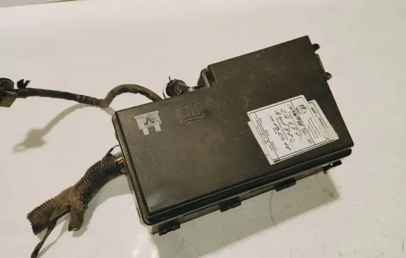 Ford Focus C-MAX Fuse module 3M5T14A067BB