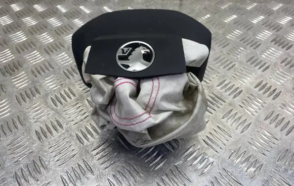 Opel Astra L Steering wheel airbag 98400556ZD 7162512