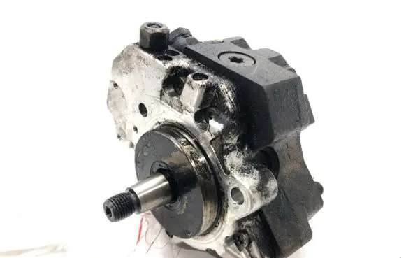 Audi A5 8T 8F Fuel injection high pressure pump 7788670