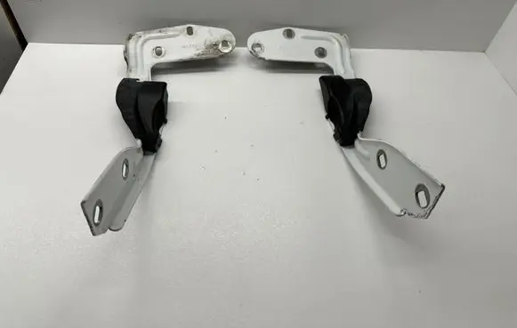 Porsche Cayenne (92A) Engine bonnet/hood hinges 7P5823301C 7P5823302C
