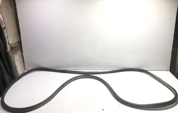 Citroen C4 I Picasso Loading door rubber seal (on body) 
