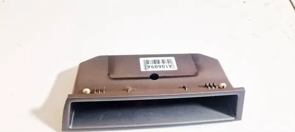 Glove box