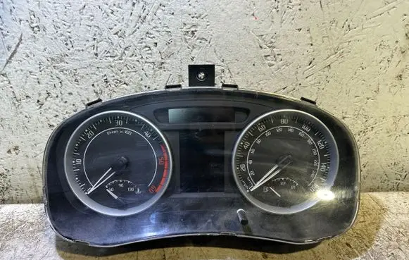 Renault Megane III Speedometer (instrument cluster) 5J0920940C V2824486