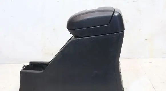 Chevrolet Captiva Armrest 220286