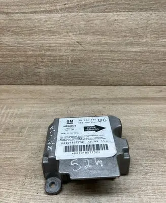 Opel Zafira A Airbag control unit/module 90582536 5WK4190