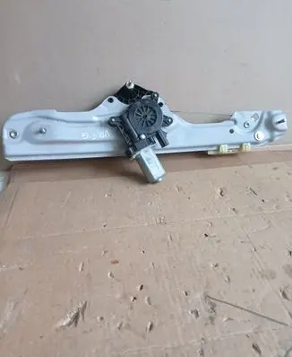 Toyota Sienna XL30 III Rear door window regulator with motor 558LE4022