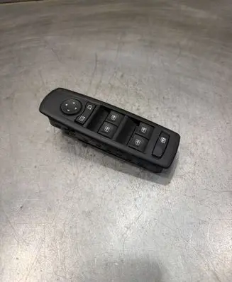 Renault Megane III Electric window control switch 809610007R 26223R