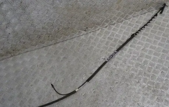 Ford Escort Radio antenna 