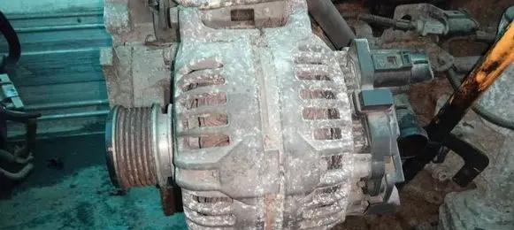Volkswagen Caddy Generator/alternator 06F903023F 0124525091