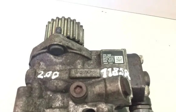Volvo XC60 Fuel injection high pressure pump 31452143 04B16315