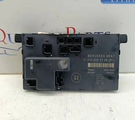 Mercedes-Benz CLS C219 Door control unit/module 2198200726