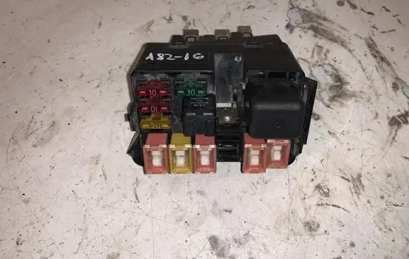 Mazda 6 Fuse box set A82-16