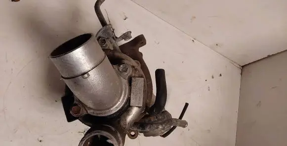 Lexus IS 220D-250-350 Turbo 17201-26010