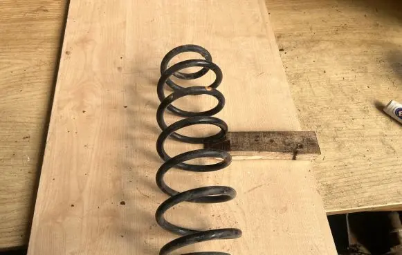 Volkswagen Polo V 6R Rear coil spring 6Q0511115CB