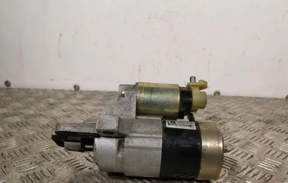 Mazda 5 Starter motor M000T90981