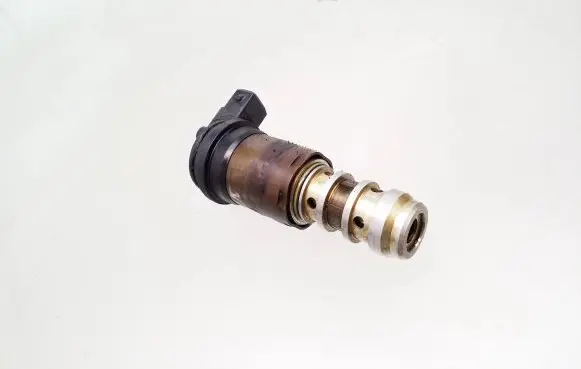 BMW 3 E90 E91 Camshaft vanos timing valve 1707323