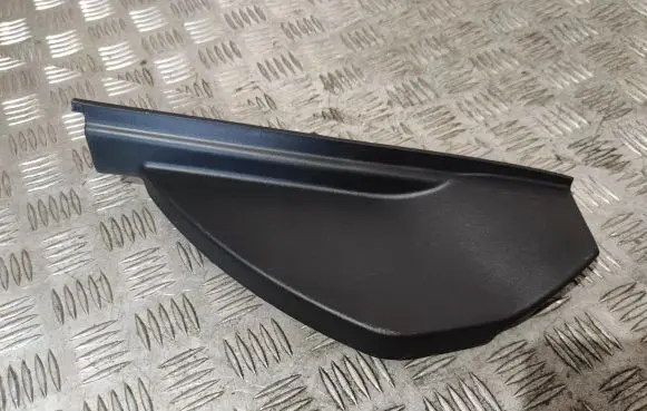 Mercedes-Benz GLE (W166 - C292) Dashboard side end trim A1666808503