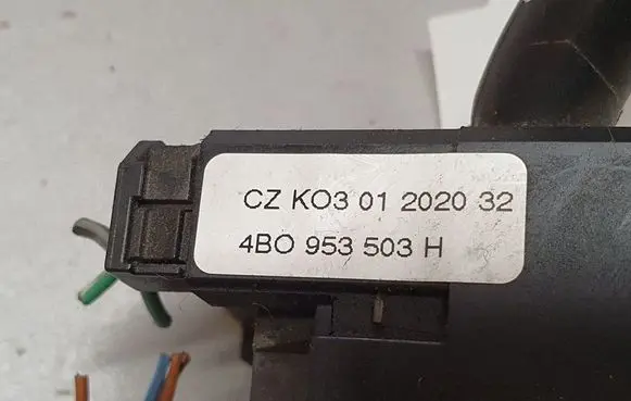 Skoda Fabia Mk1 (6Y) Wiper turn signal indicator stalk/switch 8L0953513G 4B0953503H