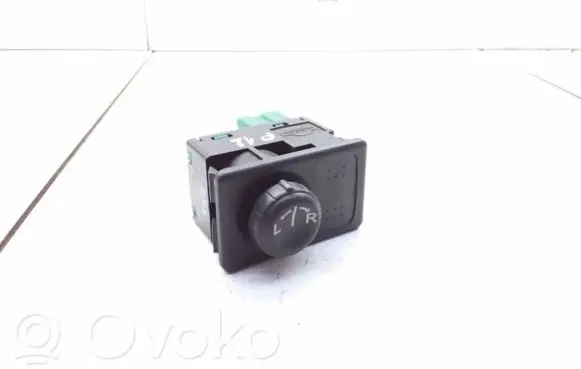 Nissan Primera Wing mirror switch