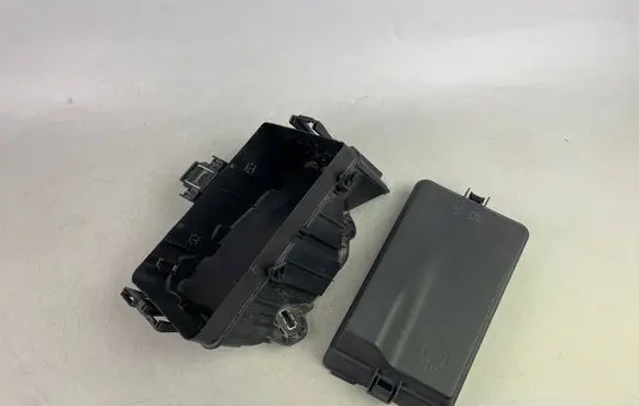 Volkswagen Golf VIII Fuse box set 5WA907361A 5WA937132A