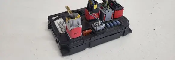 Peugeot 407 Fuse module 9656148080 BSCA0200 S120017003I