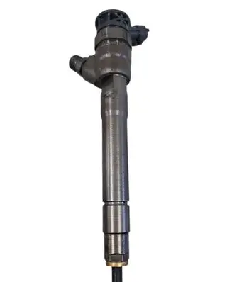 Mercedes-Benz C W205 Fuel injector 0445110546