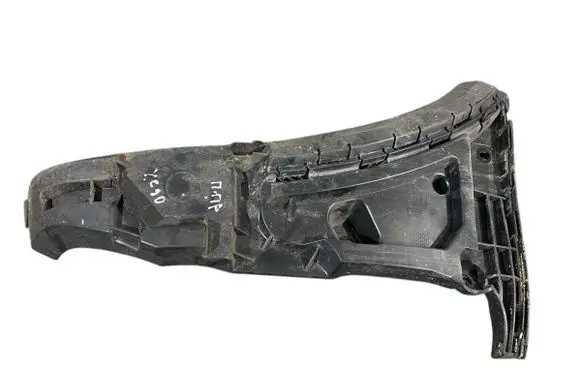 Front bumper mounting bracket