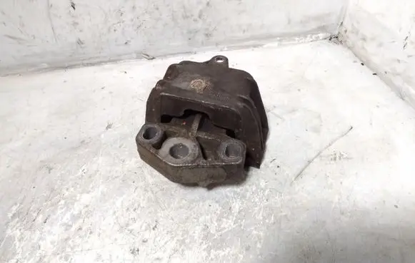 Ford Galaxy Engine mount bracket 7M3199555