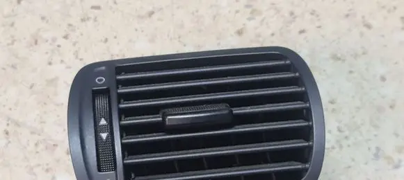 Audi A3 S3 8L Dashboard side air vent grill/cover trim 8L0820901