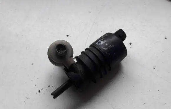 Opel Astra G Windscreen/windshield washer pump