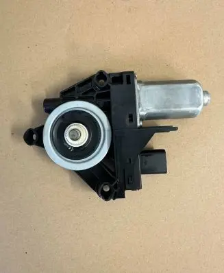 Fiat Freemont Front door window regulator motor C22329100 140417 WR12770