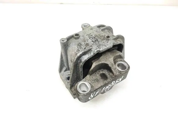 Volkswagen PASSAT B7 Engine mount bracket 1K0199262CG