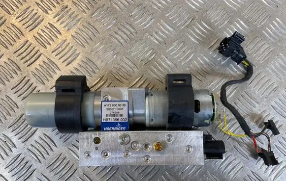 Mercedes-Benz SLK R172 Folding roof motor A1728000030 076996 000010001