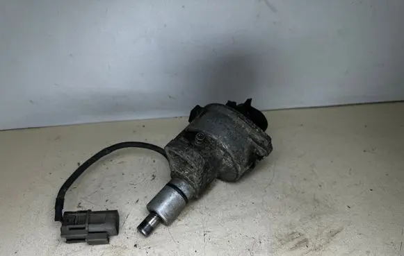 Nissan Sunny Spark distributor 2210027M05 D4P8303C D4P8303
