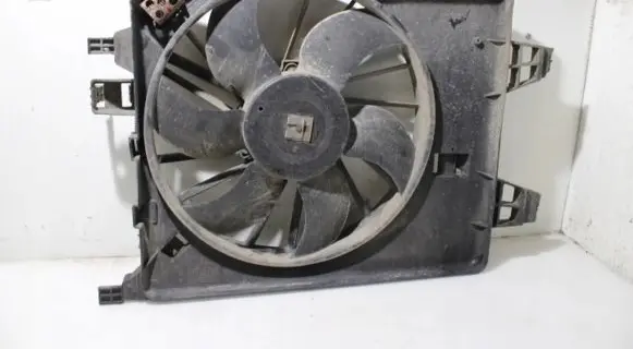 Renault Kangoo II Air conditioning (A/C) fan (condenser) 