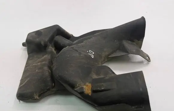Chrysler Voyager Air intake duct part 04880445AA
