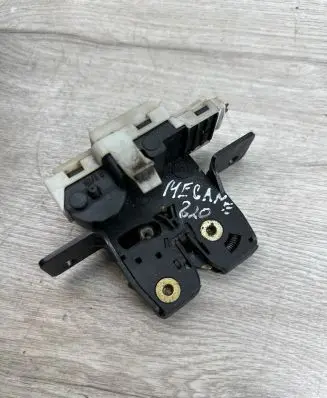 Renault Megane II Tailgate/trunk/boot lock/catch/latch 8200076240B