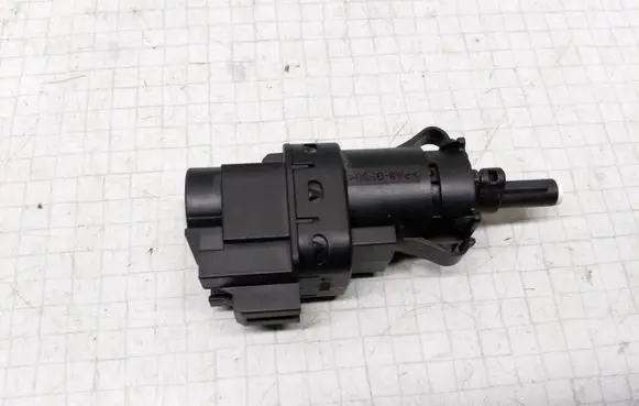 Ford Focus C-MAX Brake pedal sensor switch 3M5T13480AB