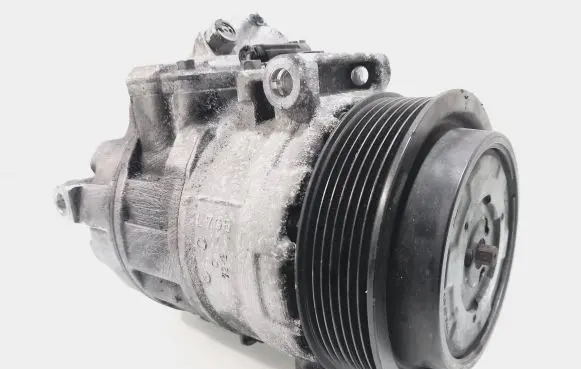 Mercedes-Benz C W203 Air conditioning (A/C) compressor (pump) A0012305511 4471809712