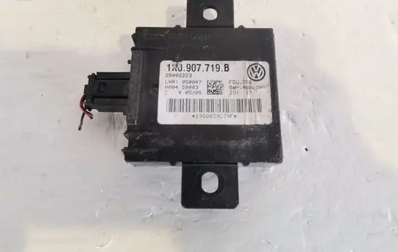Skoda Fabia Mk1 (6Y) Alarm control unit/module 1K0907719B