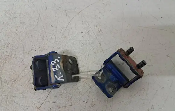 Honda Civic Tailgate/trunk/boot hinge 