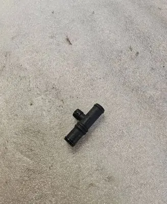 Audi A8 S8 D2 4D Engine coolant pipe/hose 4D0819159