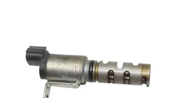 Lexus GS 300 350 430 450H Oil pressure sensor 338010