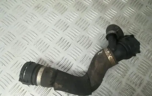 BMW 1 E81 E87 Engine coolant pipe/hose 17127789720