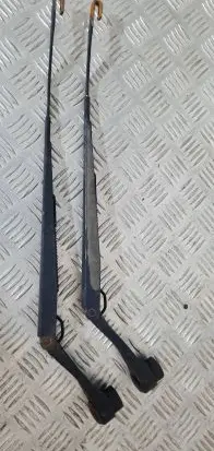 SsangYong Actyon sports II Front wiper blade arm