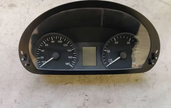 Volkswagen Crafter Speedometer (instrument cluster) 1042993 A9064460221