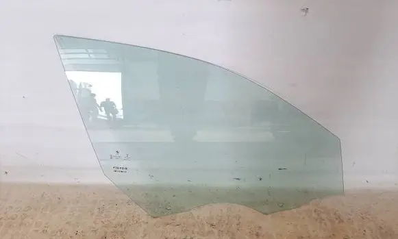 BMW X2 F39 Front door window glass four-door 